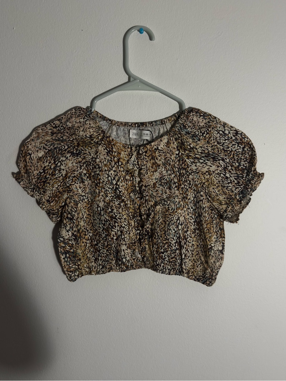 Zara Beige Multicolor Cropped Puff-Sleeve Top